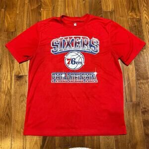 Ultra Game NBA Philadelphia 76ers T-Shirt Mens XL Red Graphic Crew Neck